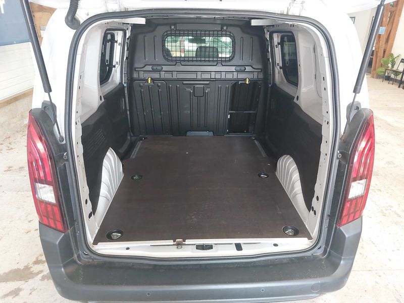 Peugeot Partner 1.5 Blue-HDi Premium L1 2022 – снимка 9