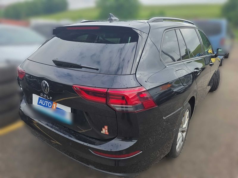 Volkswagen Golf VIII 2.0 TDI Life 2021 – снимка на щета 5