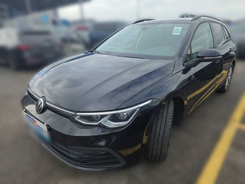 Volkswagen Golf VIII 2.0 TDI Life 2021 – снимка 2