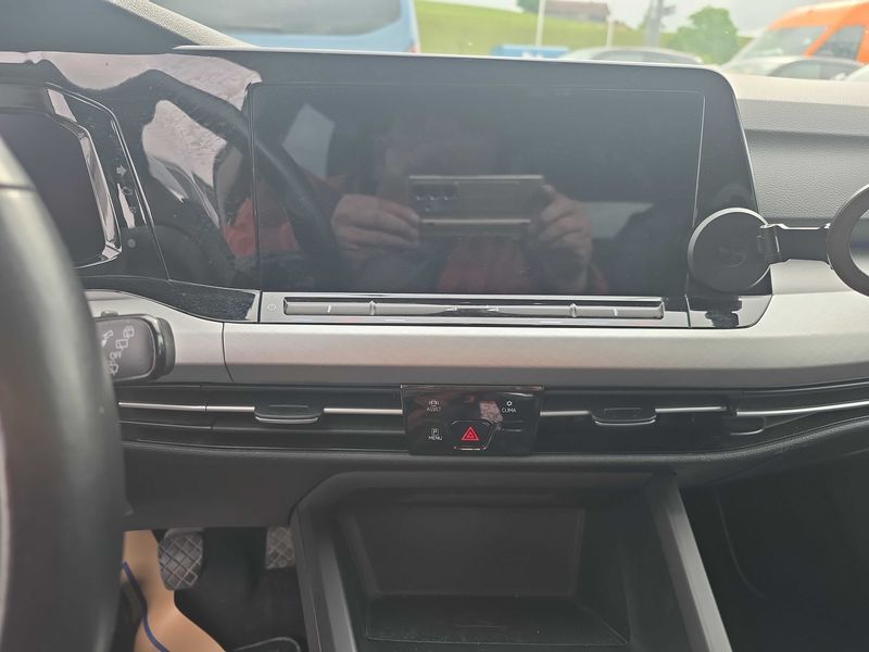Volkswagen Golf VIII 2.0 TDI Life 2021 – снимка 26