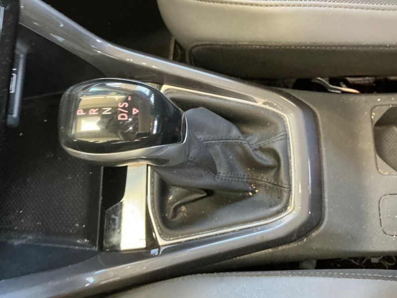 Volkswagen T-Cross 1.0 TSI Style 2020 – снимка 27