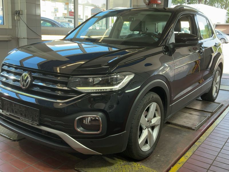 Volkswagen T-Cross 1.0 TSI Style 2020 – снимка 2