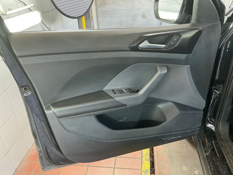 Volkswagen T-Cross 1.0 TSI Style 2020 – снимка 25