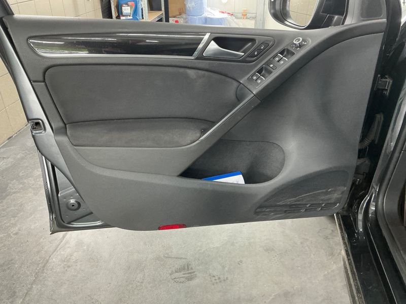 Volkswagen Golf VI 2.0 TSI GTI 2012 – снимка 29