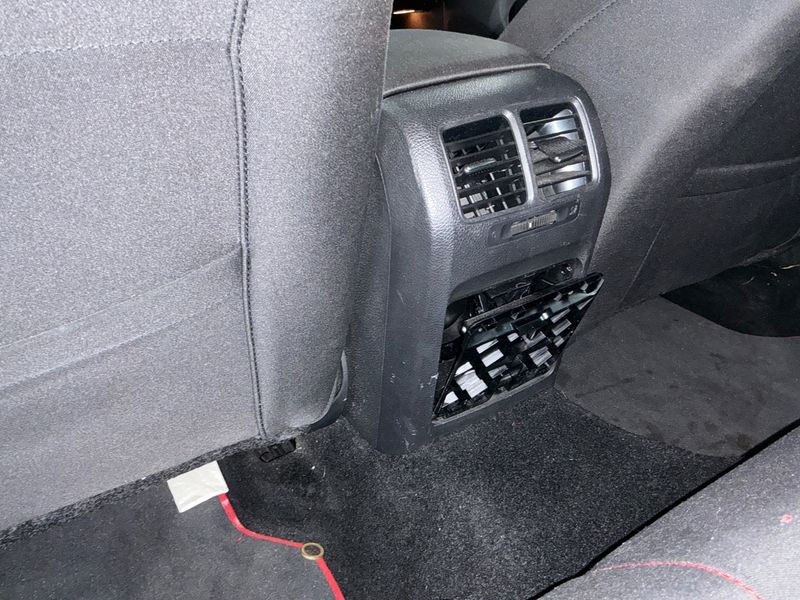 Volkswagen Golf VI 2.0 TSI GTI 2012 – снимка 28