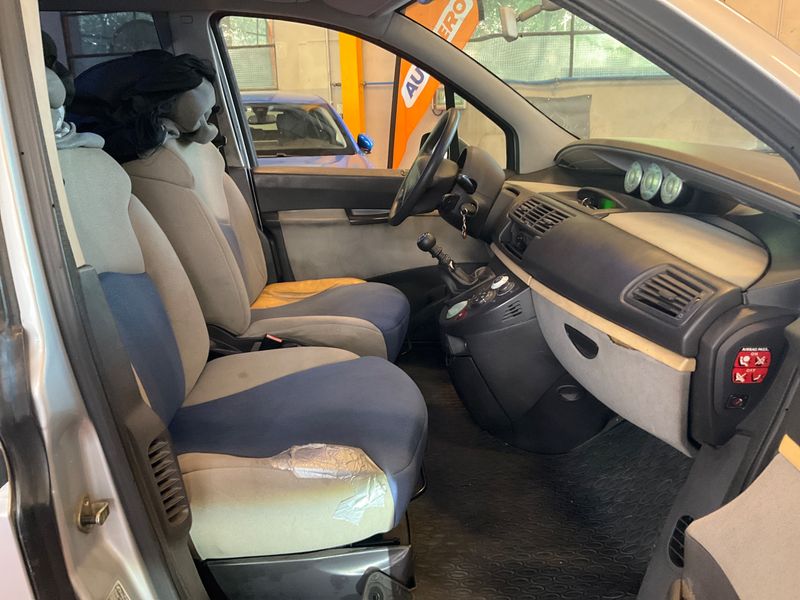 Citroen C8 2.0 HDi Elegance 2003 – снимка 3