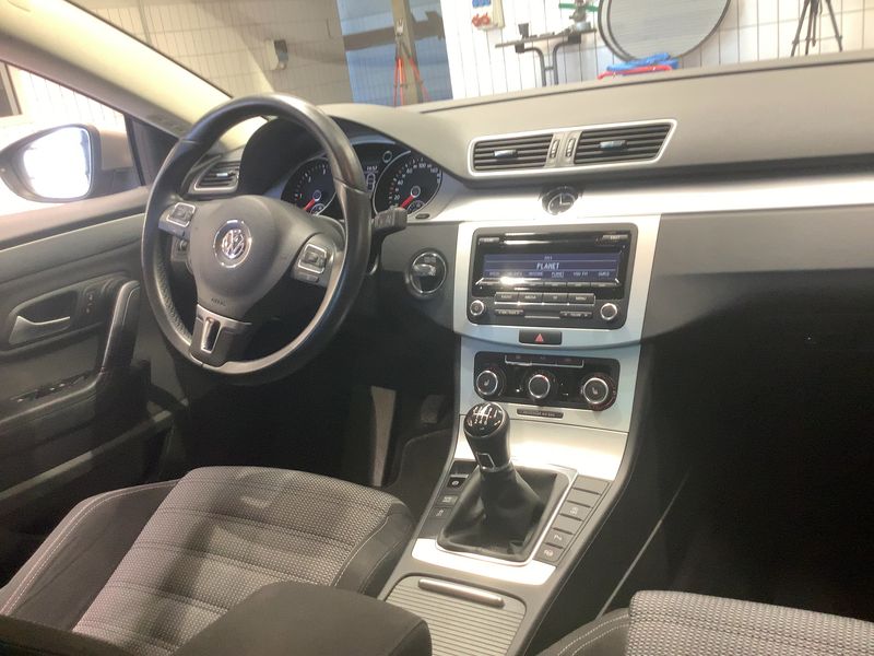 Volkswagen CC 2.0 TDI BlueMotion Tech 2014 – снимка 17