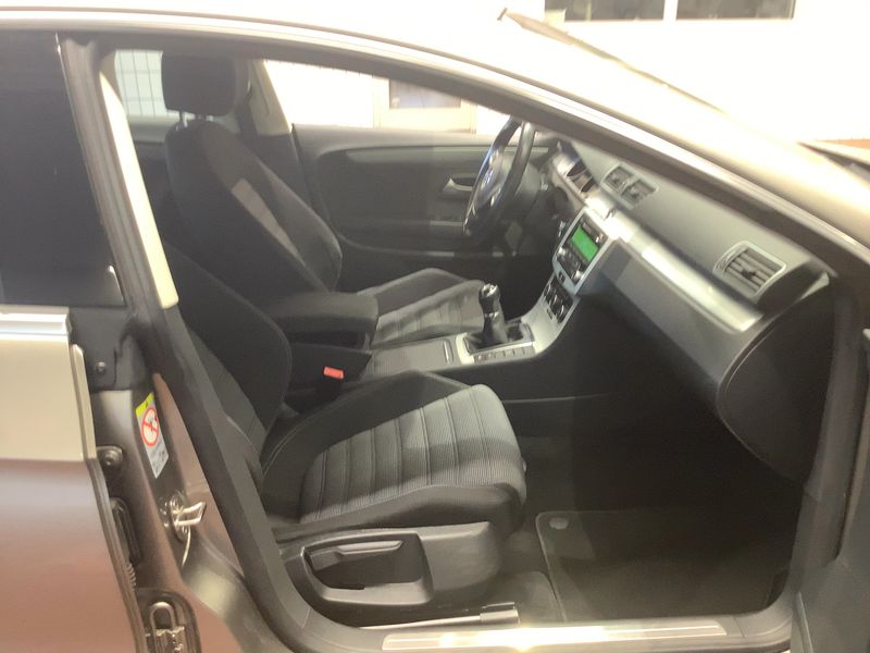 Volkswagen CC 2.0 TDI BlueMotion Tech 2014 – снимка 16