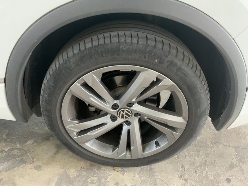 Volkswagen Tiguan 2.0 TDI R-Line 2022 – снимка 5