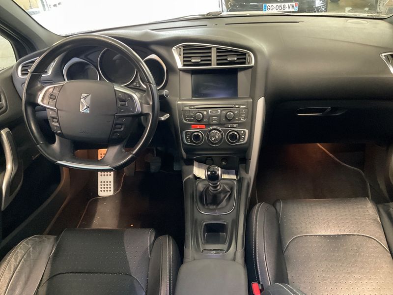 Citroen DS4 1.6 e-HDi Executive 2015 – снимка 17