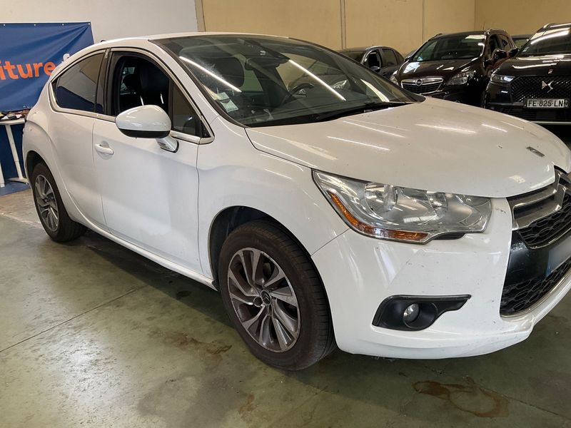 Citroen DS4 1.6 e-HDi Executive 2015 – снимка 12