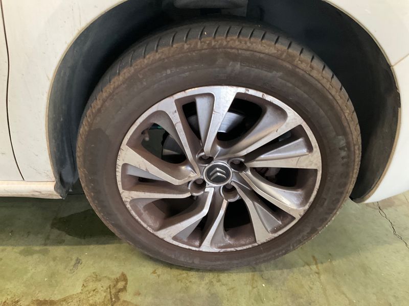 Citroen DS4 1.6 e-HDi Executive 2015 – снимка 11