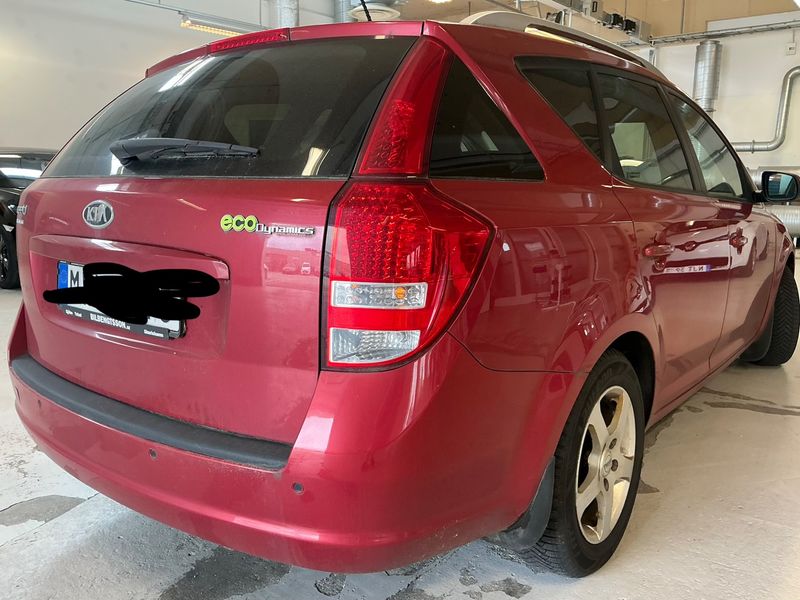 Kia cee'd 1.6 CRDi Active 2012 – снимка 2