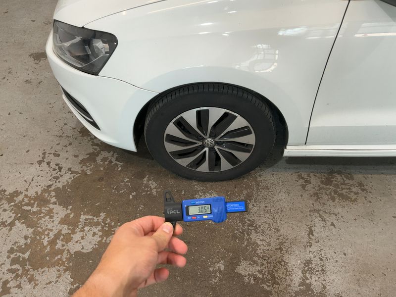 Volkswagen Polo 1.4 TDI Trendline BlueMotion Tech 2015 – снимка 3