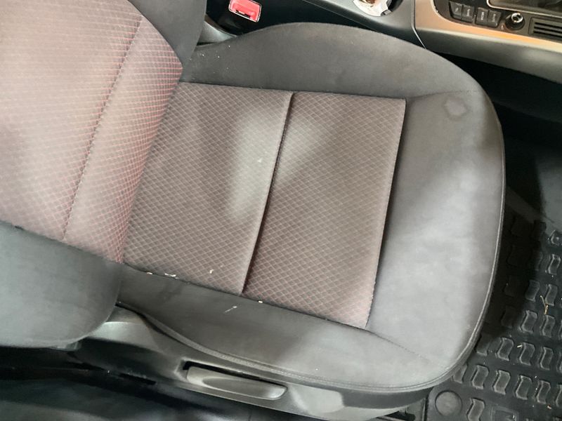 Audi Q5 2.0 TDI quattro 2012 – снимка 33
