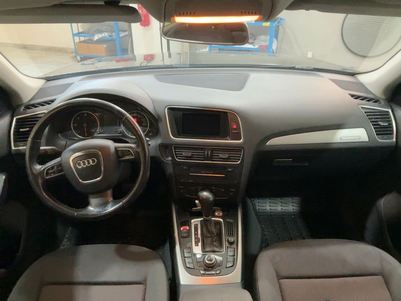 Audi Q5 2.0 TDI quattro 2012 – снимка 17