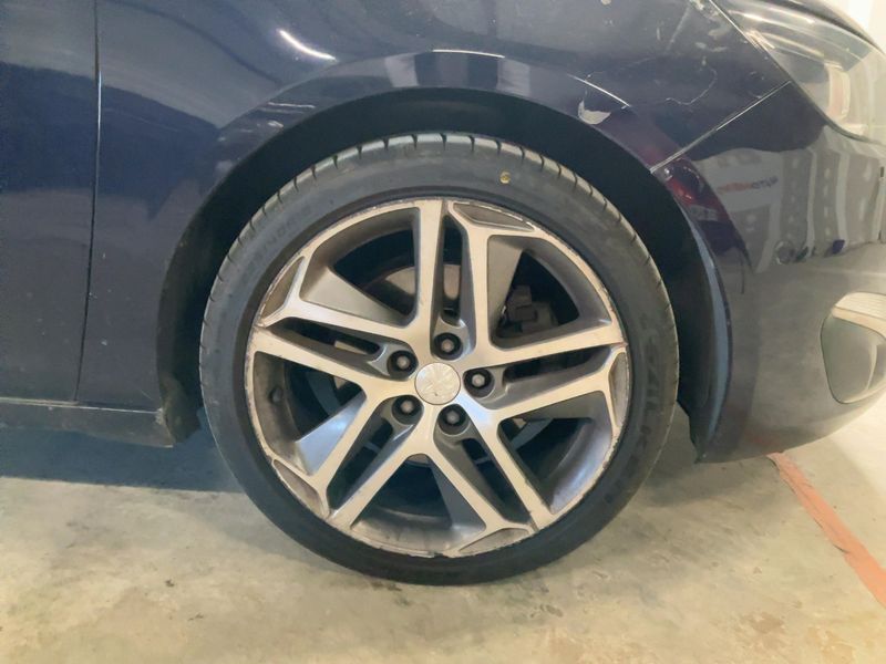 Peugeot 308 2.0 Blue-HDi Allure 2014 – снимка 11