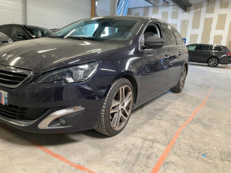 Peugeot 308 2.0 Blue-HDi Allure 2014 – снимка 2