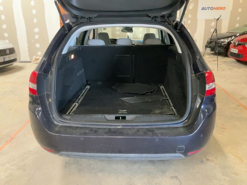 Peugeot 308 2.0 Blue-HDi Allure 2014 – снимка 15