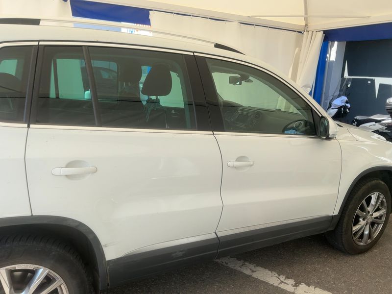 Volkswagen Tiguan 2.0 TDI Sport & Style 4Motion BlueMotion Tech 2016 – снимка 10
