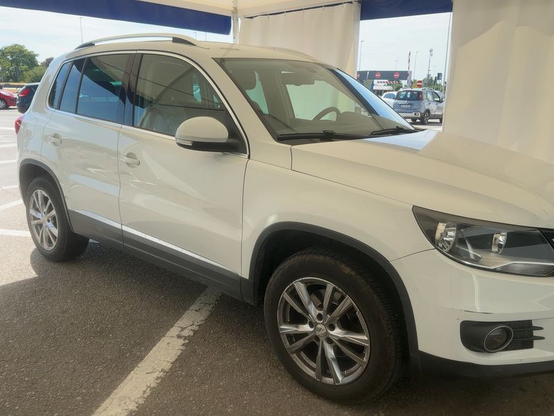 Volkswagen Tiguan 2.0 TDI Sport & Style 4Motion BlueMotion Tech 2016 – снимка 12