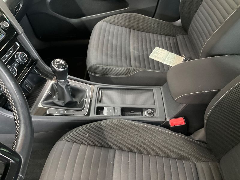 Volkswagen Golf VII 1.4 TSI Cup BlueMotion Tech 2014 – снимка 24