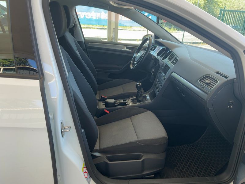 Volkswagen Golf VII 1.6 TDI Trendline BlueMotion Tech 2014 – снимка 16
