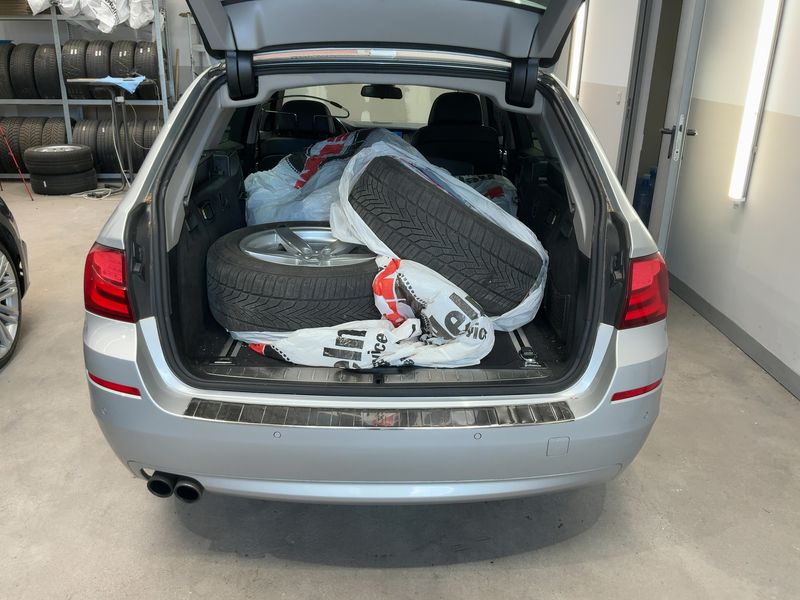 BMW 5er 530d 2010 – снимка 10