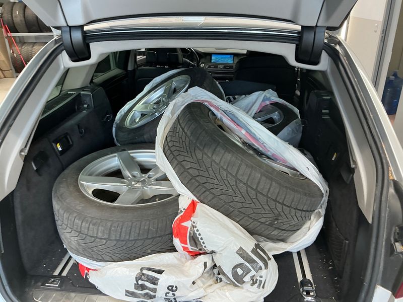 BMW 5er 530d 2010 – снимка 22