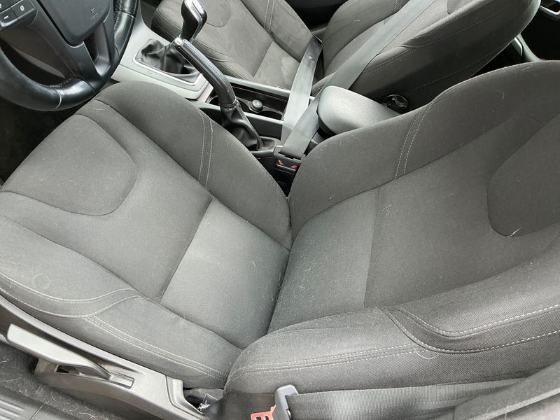 Volvo V40 1.6 D2 Kinetic 2014 – снимка 35