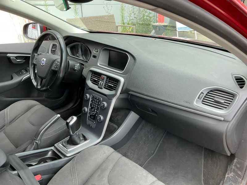 Volvo V40 1.6 D2 Kinetic 2014 – снимка 30