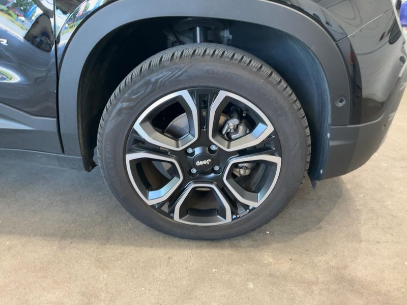 Jeep Avenger electric drive 115 kW Summit Electric 2023 – снимка 11