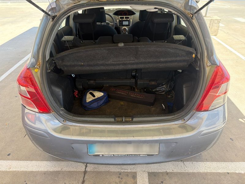 Toyota Yaris 1.4 D-4D Connect 2011 – снимка 15