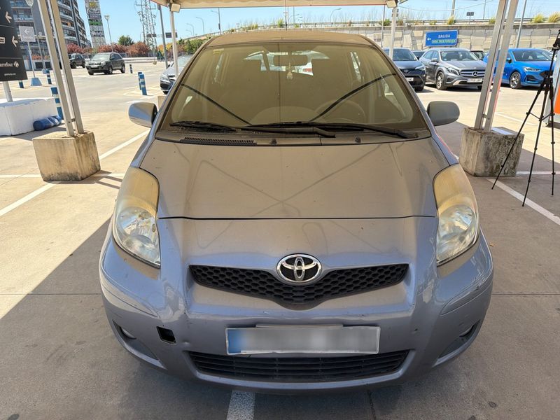 Toyota Yaris 1.4 D-4D Connect 2011 – снимка 14