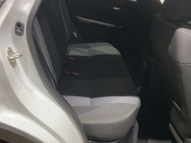 Suzuki Vitara 1.4 BoosterJet Mild-Hybrid Comfort 4x2 2023 – снимка 19