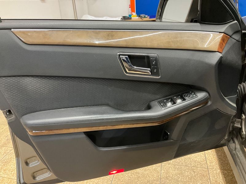 Mercedes-Benz E-Klasse E 200 CGI BlueEfficiency Elegance 2010 – снимка 32