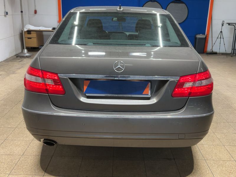 Mercedes-Benz E-Klasse E 200 CGI BlueEfficiency Elegance 2010 – снимка 7