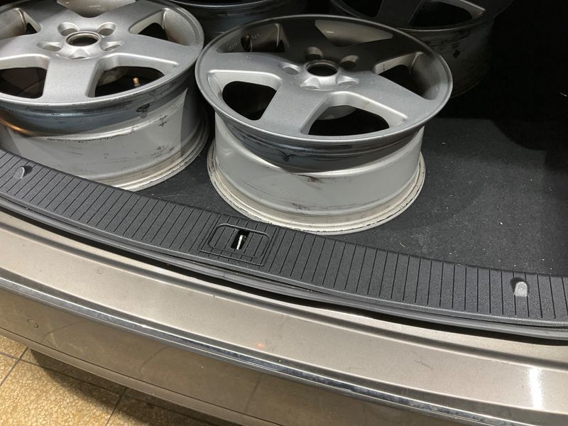 Mercedes-Benz E-Klasse E 200 CGI BlueEfficiency Elegance 2010 – снимка 33
