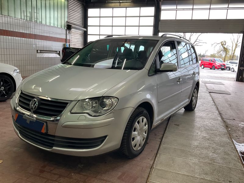 Volkswagen Touran 1.4 TSI Trendline 2008 – снимка 1