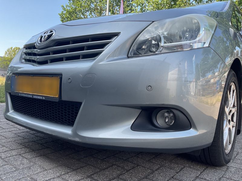 Toyota Verso 2.2 D-4D Sol 2013 – снимка 40