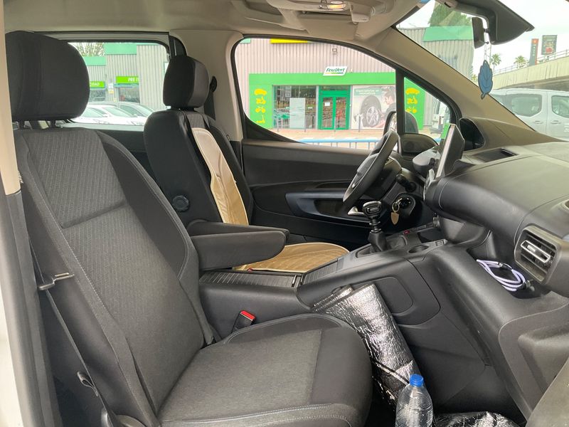 Peugeot Rifter 1.2 PureTech Allure Business 2024 – снимка 16