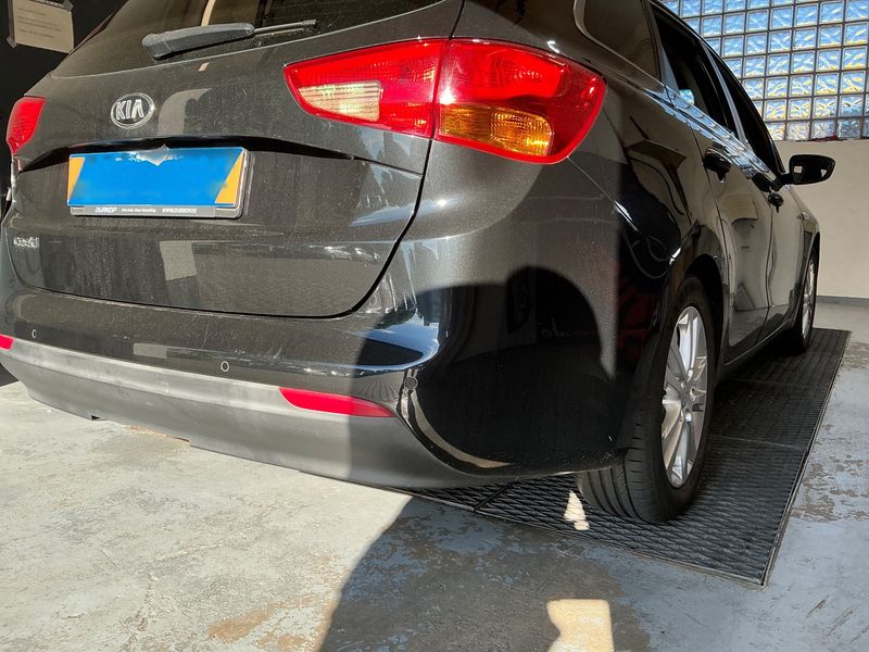Kia cee'd 1.4 FIFA World Cup Edition 2014 – снимка 58