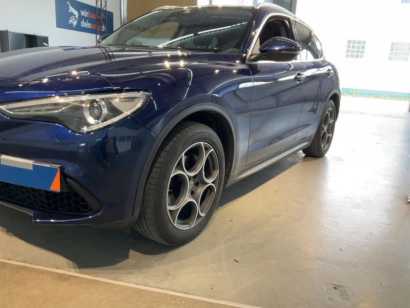 Alfa Romeo Stelvio 2.2 JTDM Lusso Q4 2019 – снимка 2