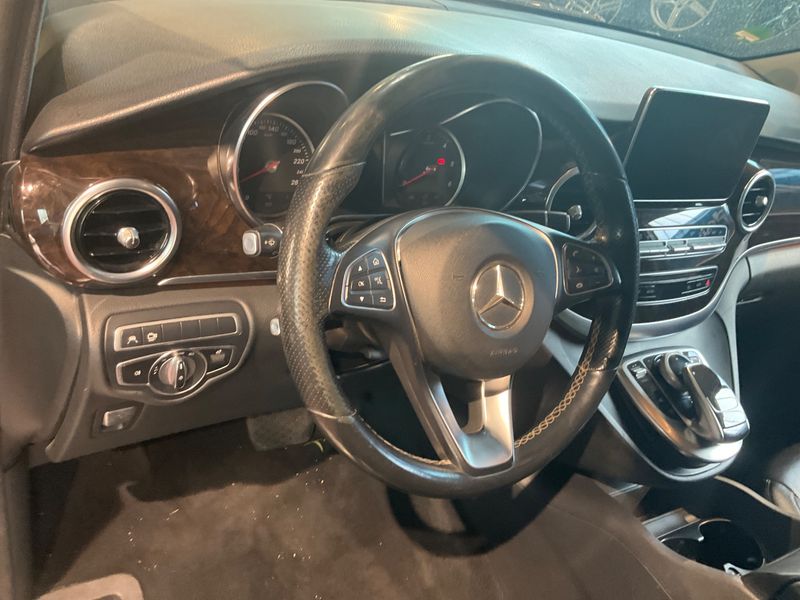 Mercedes-Benz V-Klasse V 250 d extralang BlueTEC Avantgarde Edition 2018 – снимка 35