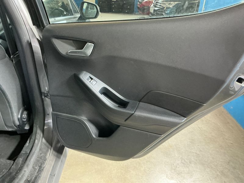 Ford Fiesta 1.0 EcoBoost ST-Line 2020 – снимка 23