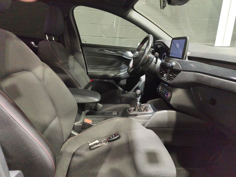 Ford Focus 1.0 EcoBoost ST-Line 2019 – снимка 10