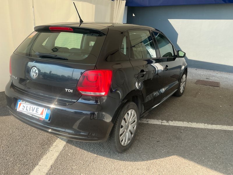 Volkswagen Polo 1.2 TDI Comfortline 2011 – снимка 2