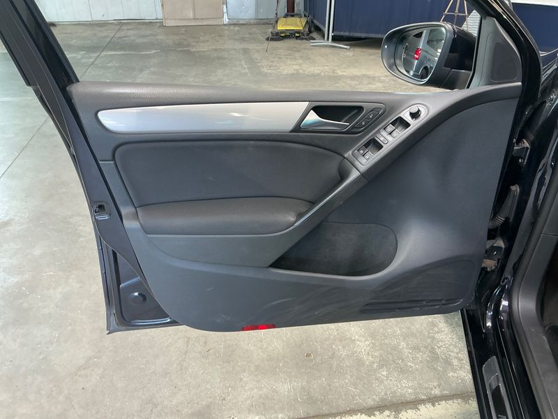 Volkswagen Golf VI 2.0 TDI Match 2012 – снимка на щета 49