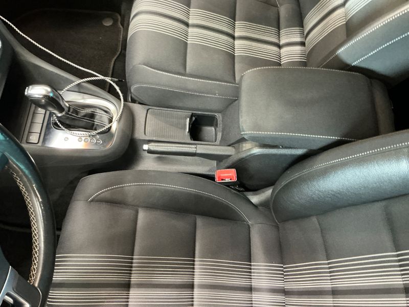 Volkswagen Golf VI 2.0 TDI Match 2012 – снимка на щета 38