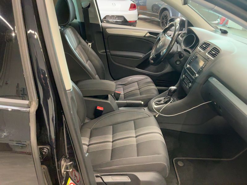Volkswagen Golf VI 2.0 TDI Match 2012 – снимка 16